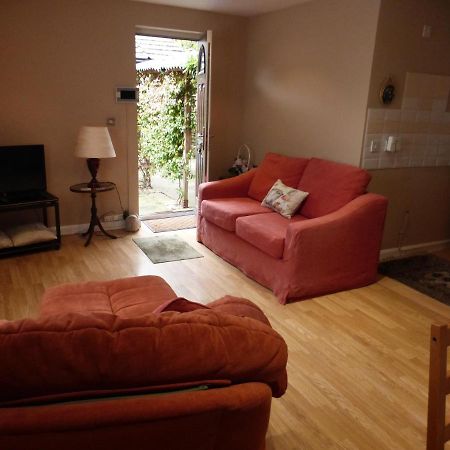 Self-Contained Private Apartment Barnet Bagian luar foto