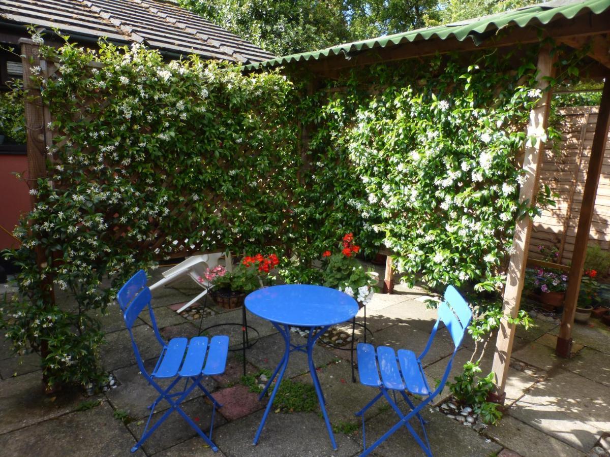 Self-Contained Private Apartment Barnet Bagian luar foto